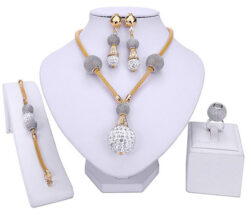 The Graceful Moon Ball Set (4Pcs)