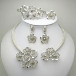 The Elegant Flower Choker Set (4Pcs)