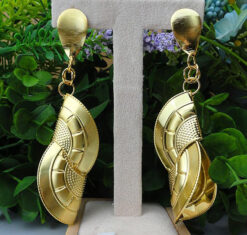 24KGP Twisted Shell Earrings