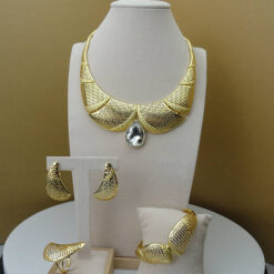 The Double Wing Collar Set (4Pcs)