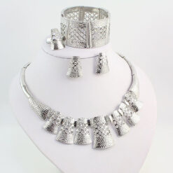 Funnel Shaped Silver Set (4Pcs)