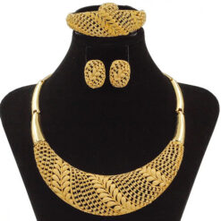 Leaf Patterned Set (4Pcs)