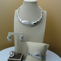Twisted Spiral Bib Set (4Pcs)