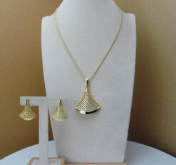 Elegant Leaf Pendant Set (2Pcs)