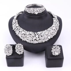 Diamond Crystal Silver Set (4Pcs)