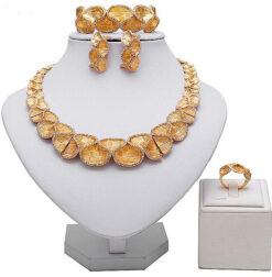 Twisted Shell Statement Set (4Pcs)