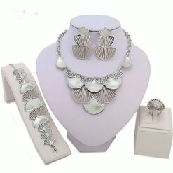 The Infinite Moon layered Set (4Pcs)