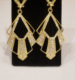 Fish Tail Stone Detail Earrings