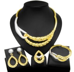 Amiable Twisted Bib Set