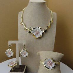 The Worthy Passion Choker Set (4Pcs)