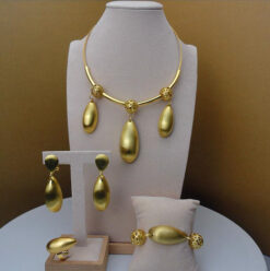 The Exotic Globe Style Set (4Pcs)