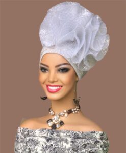 Fluffy Daisy White Wrap